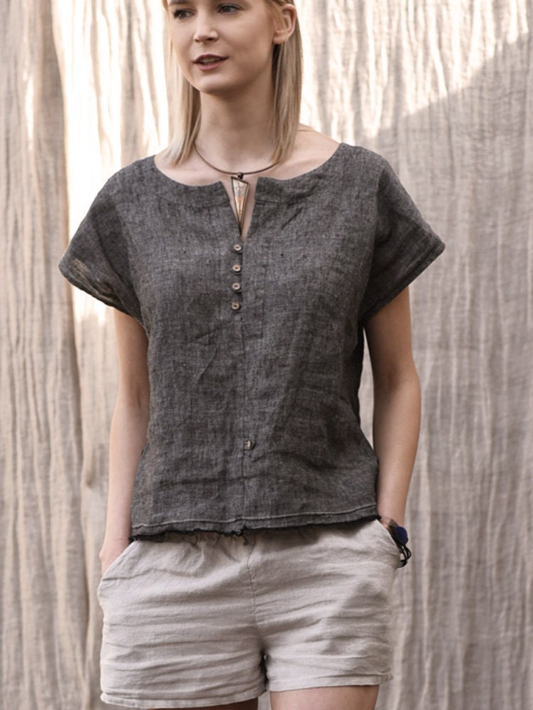 Sloane Gray Linen Blouse — The Clothing Closet