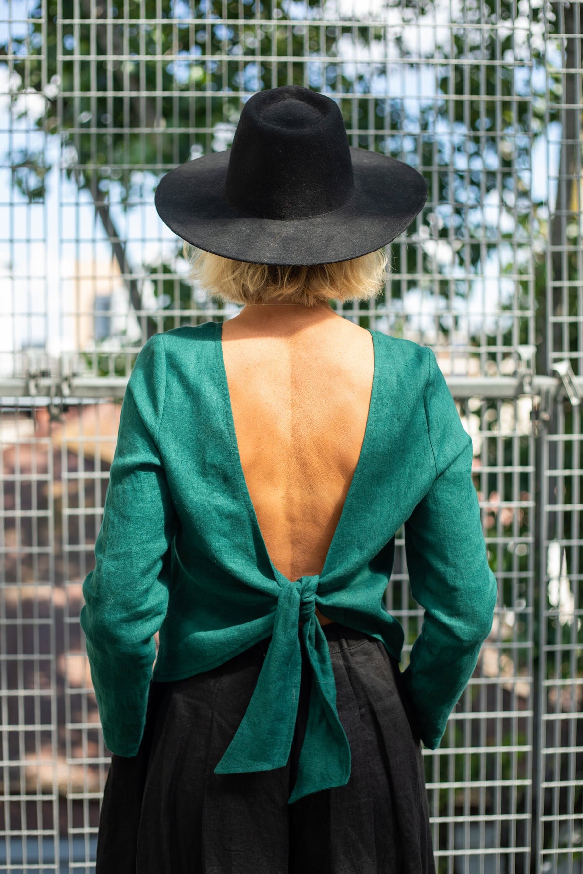 Vida Green Linen Blouse — view 4
