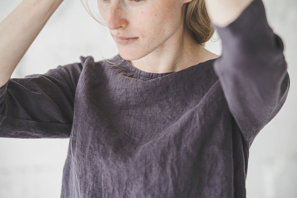 Brielle Gray Linen Blouse — view 3
