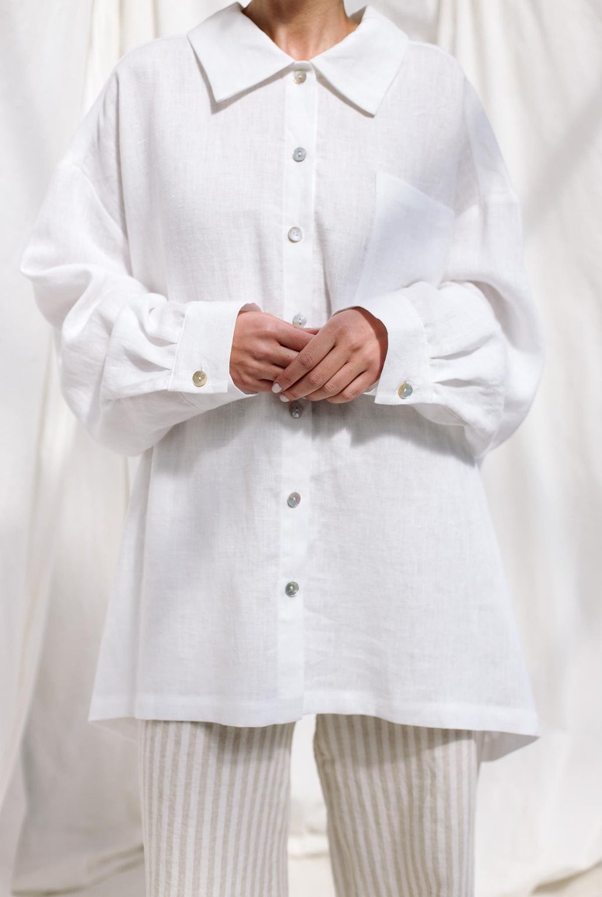 Rosa White Linen Shirt — The Clothing Closet