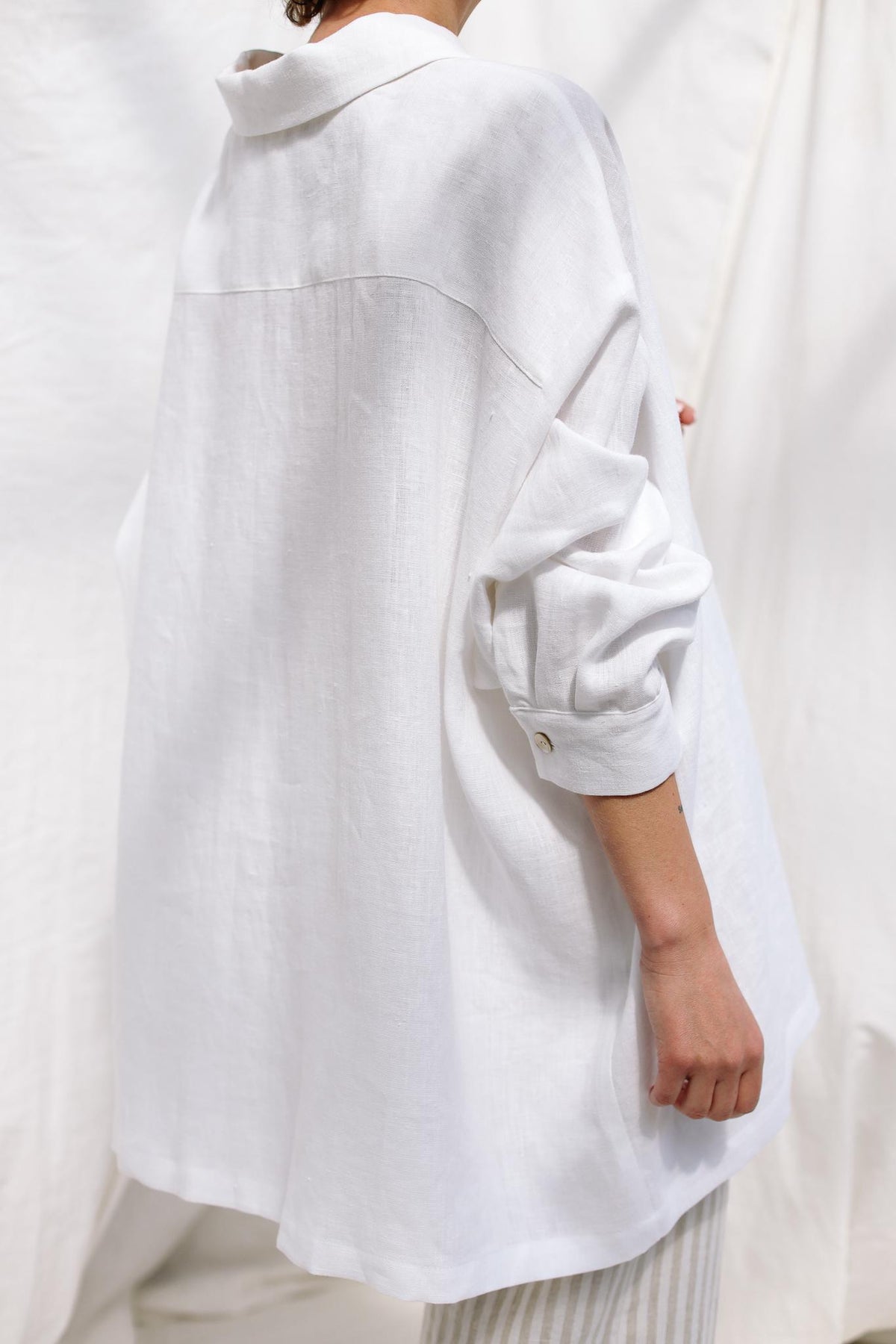Rosa White Linen Shirt — view 2